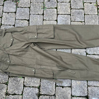 Pantalon Parachutiste Mdle 1947 et bretelles toile verte
