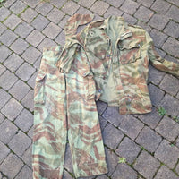 Tenue de saut camouflée TAP 47/53 et casquette