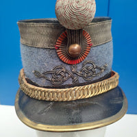 Casque militaire - shako d'officier français, régiment de hussards, fin du XIXe siècle.