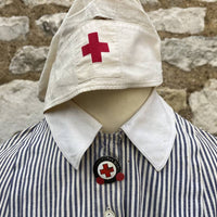 Tenue infirmière DRK - coiffe - robe - brassard