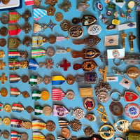 Gros lot de médailles Insignes